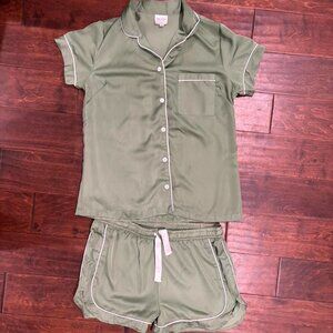 Women's Sage Green and White Pajamas